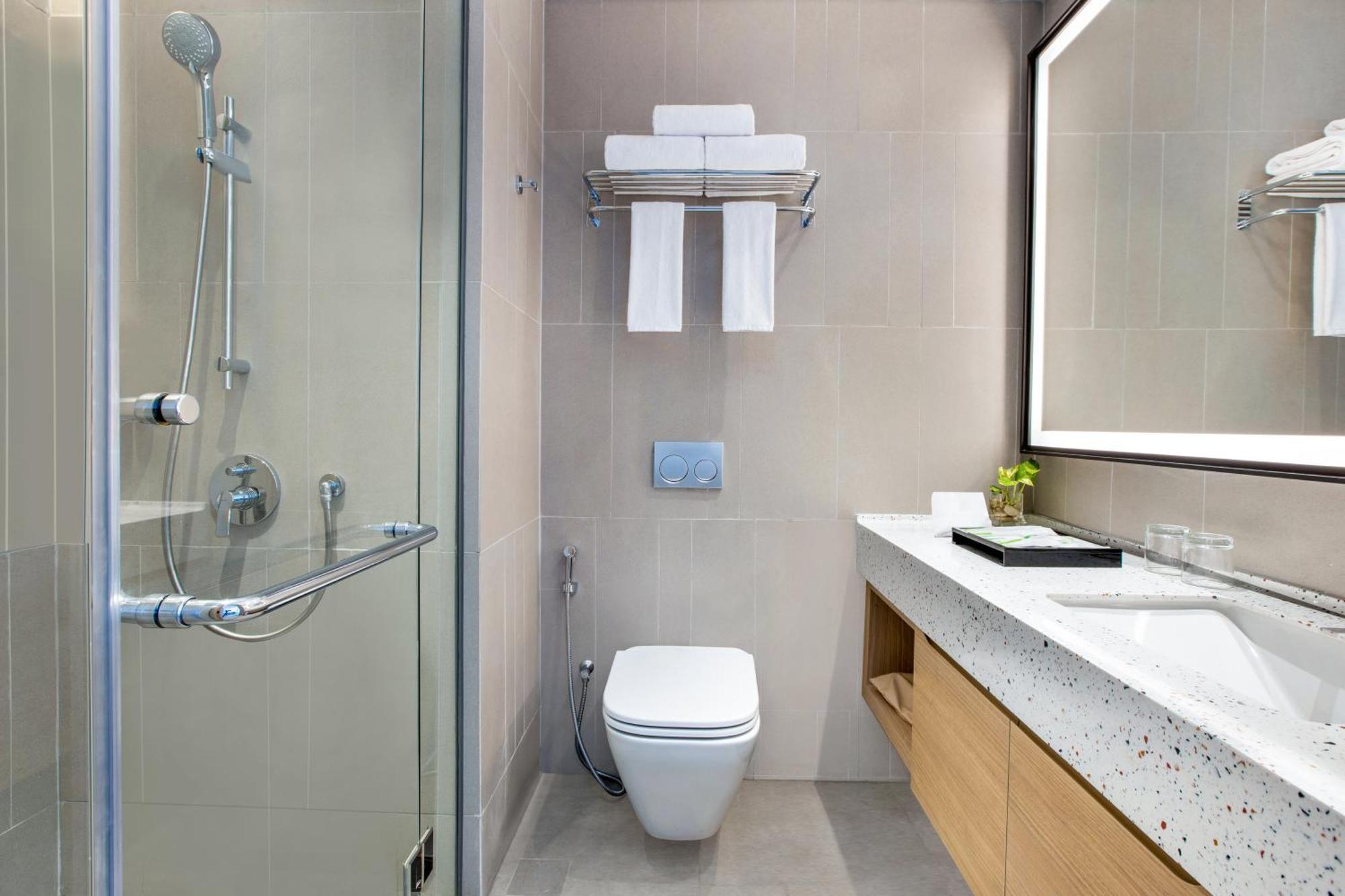 Holiday Inn Lampung Bukit Randu By Ihg Bandar Lampung Eksteriør bilde